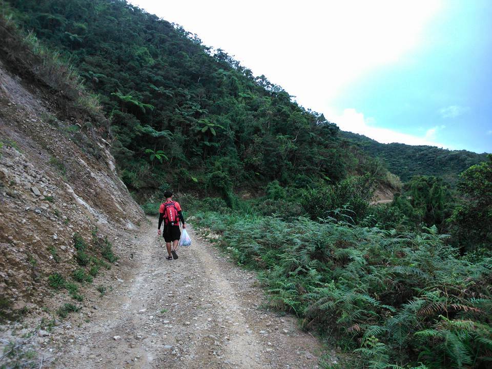 long trail of Mt. Ugo