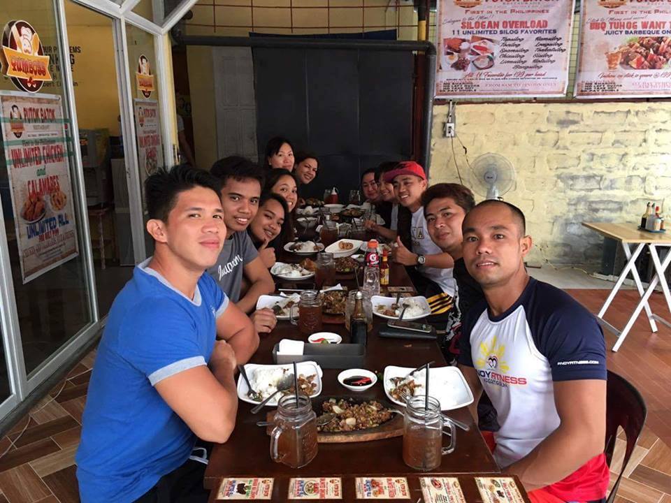 group picture at YumBoss Putok Batok restaurant