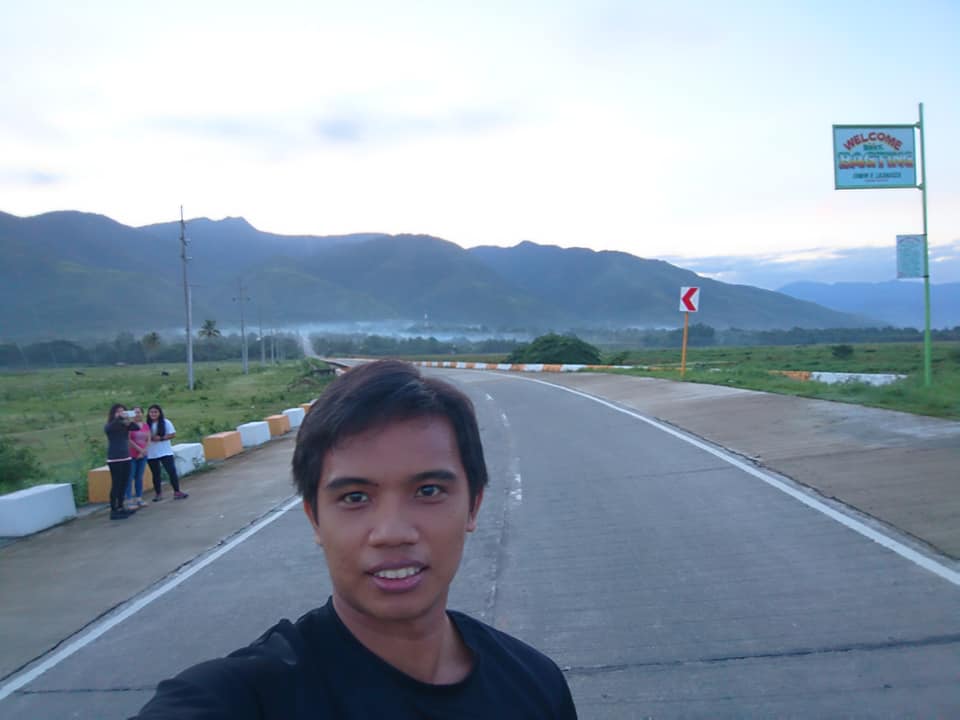 selfie at Gabaldon Road