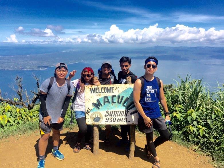 group picture at the summit of Mt. Maculot