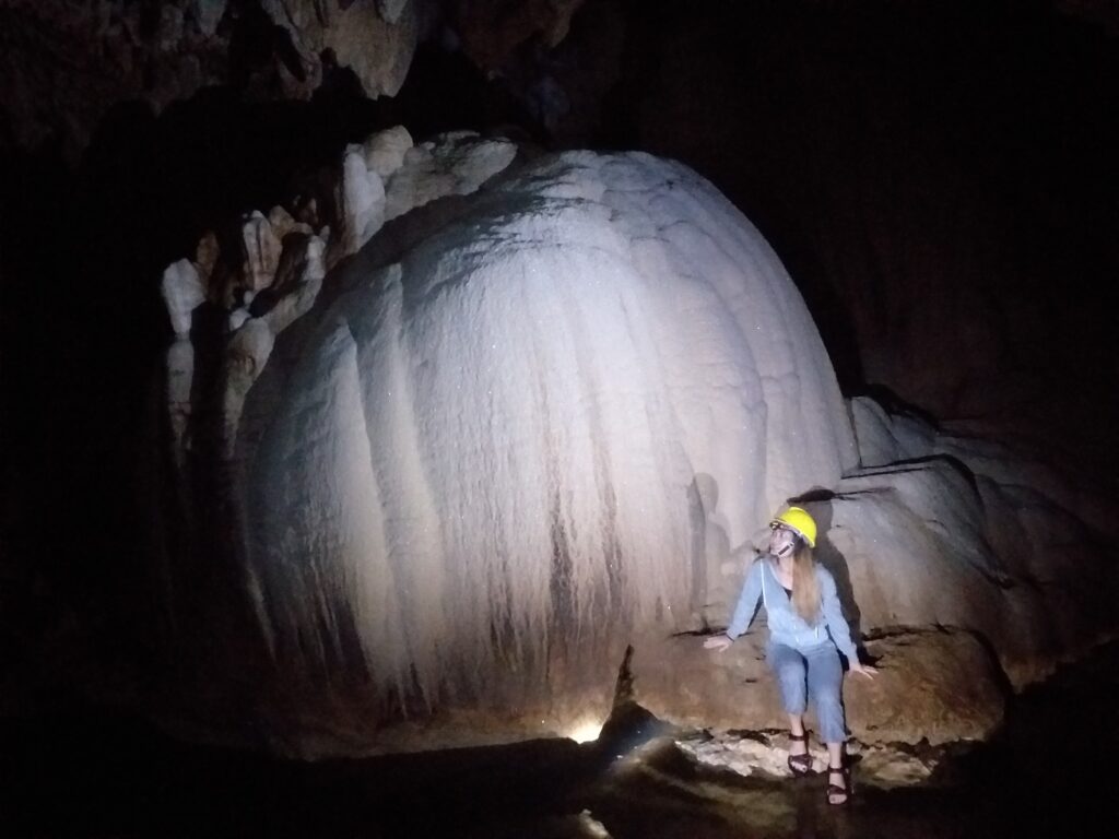 stalagmite formation of Cavinti Cave