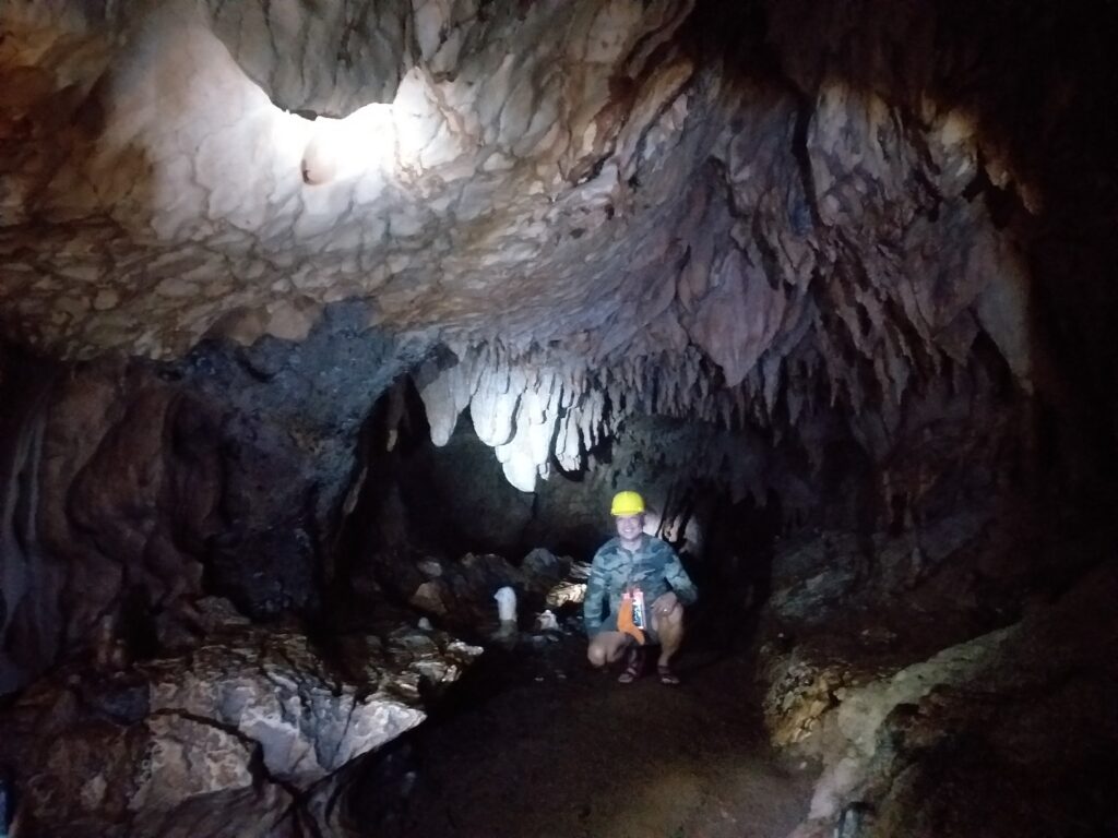 Cavinti Cave