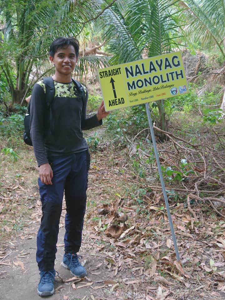the solo picture at Nalayag Monolith marker