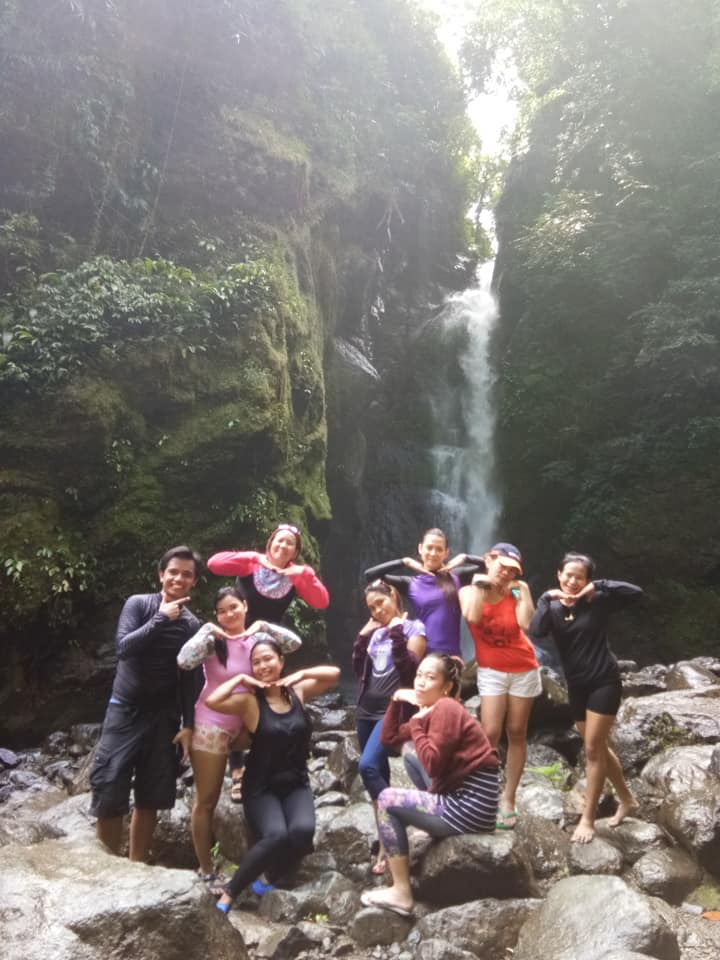 group picture at Ditumabo Mother Falls