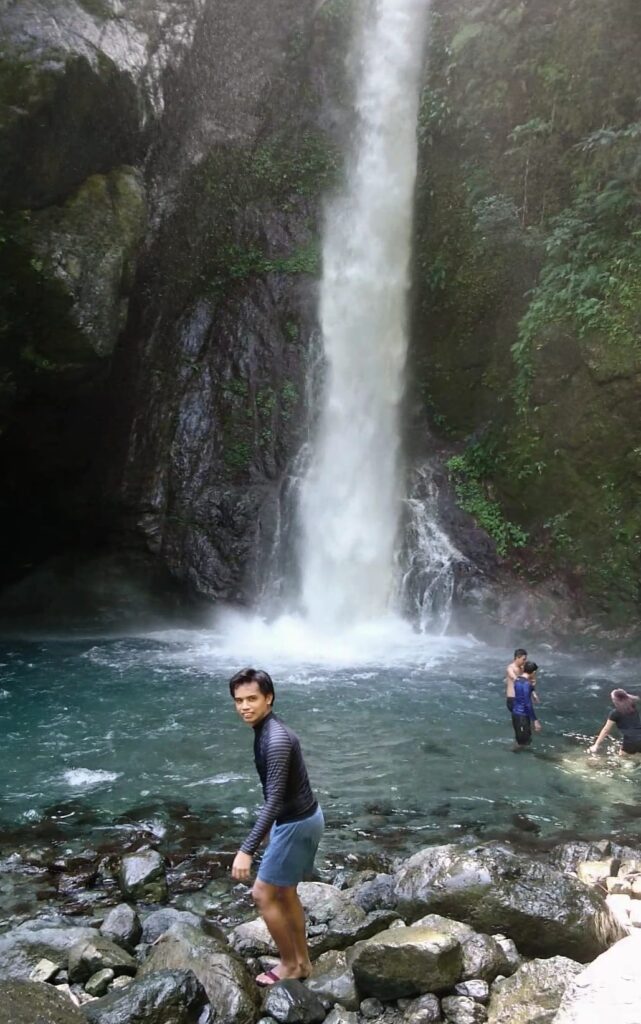 solo picture at Ditumabo Mother Falls