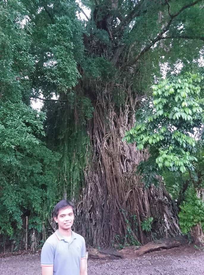 solo picture at the Balete Tree