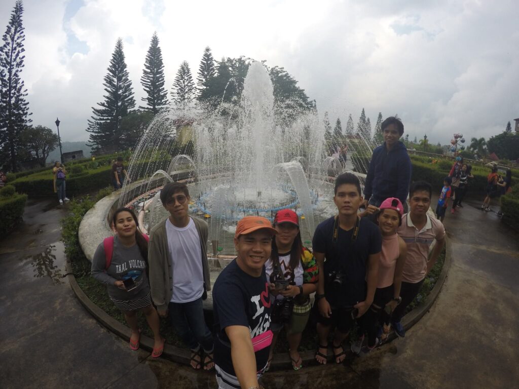 group picture at the fountain