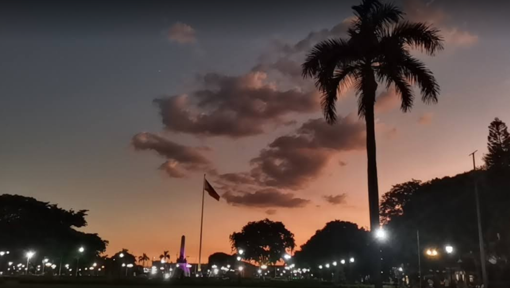sunset at Rizal Park