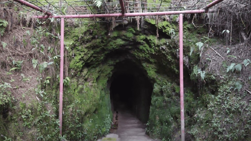 Japanese Tunnel inside the Baguio Botanical Garden