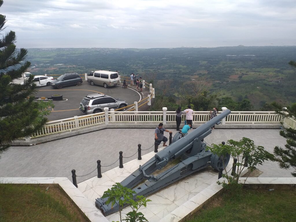 huge long cannon at Mt. Samat