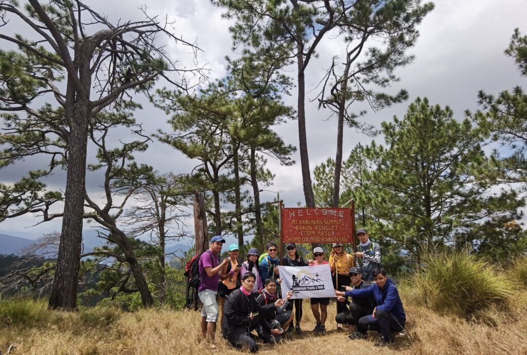 group picture at the summit of Mt. Kabunian