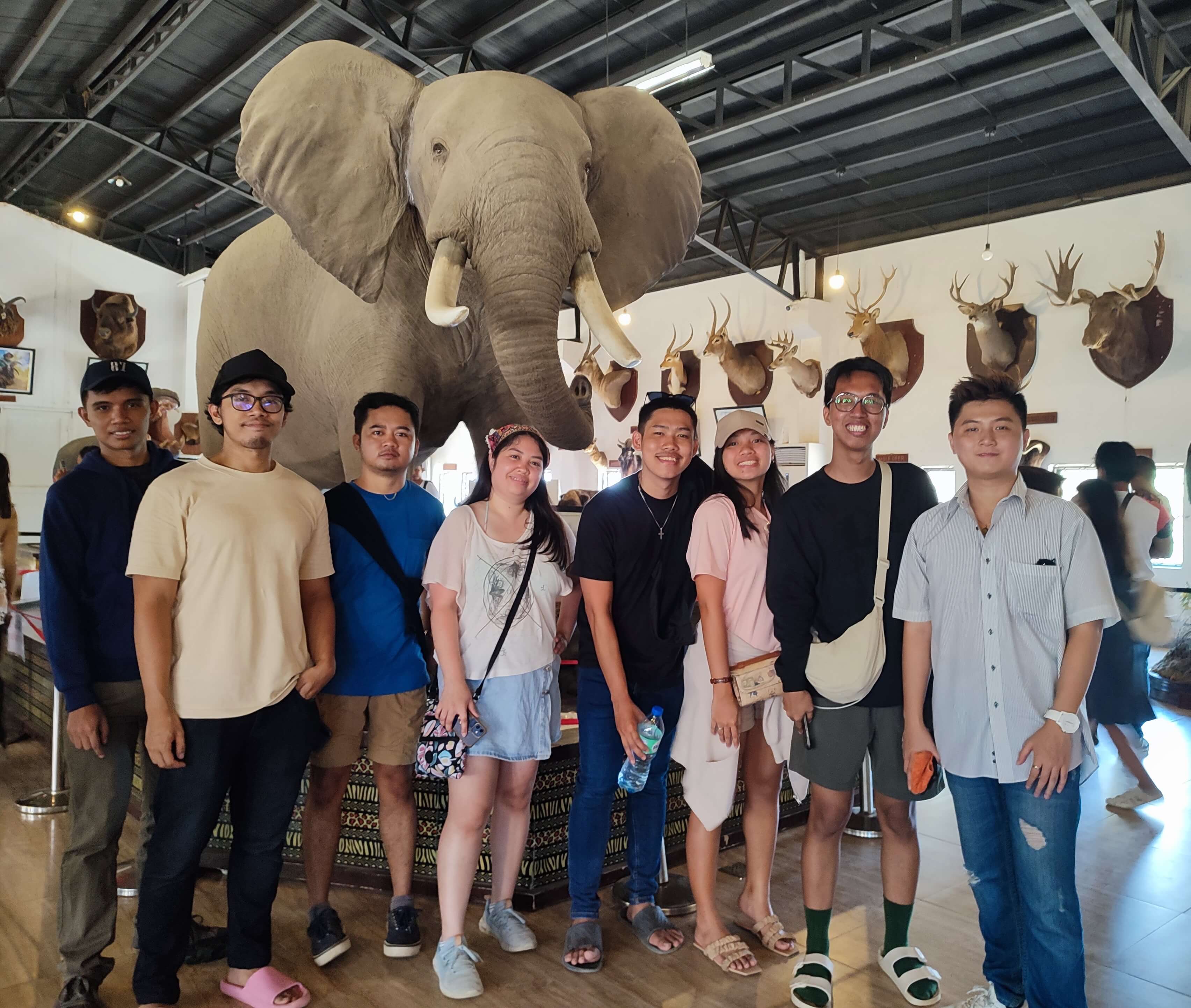 group picture in Safari Gallery