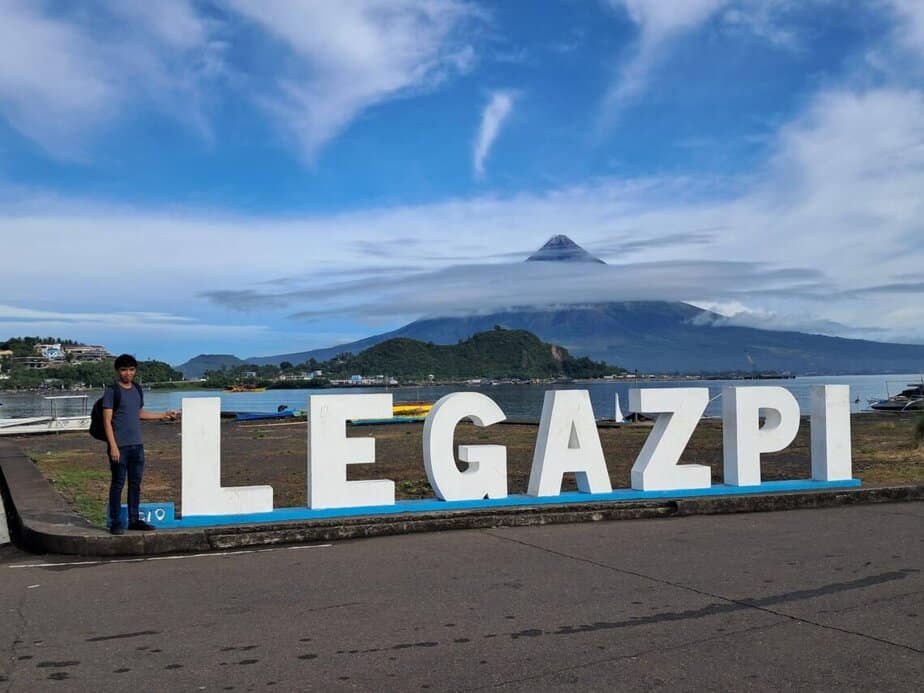 Legazpi Boulevard in Legazpi City, Albay
