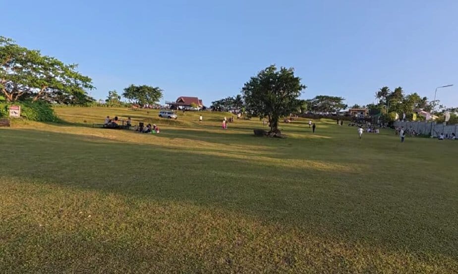 family bonding in the wide open space of Quituinan Ranch