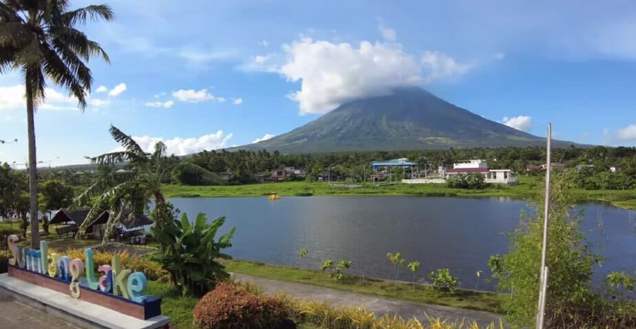 Sumlang Lake in Camalig, Albay
