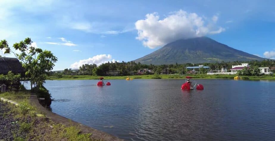 view in Sumlang Lake