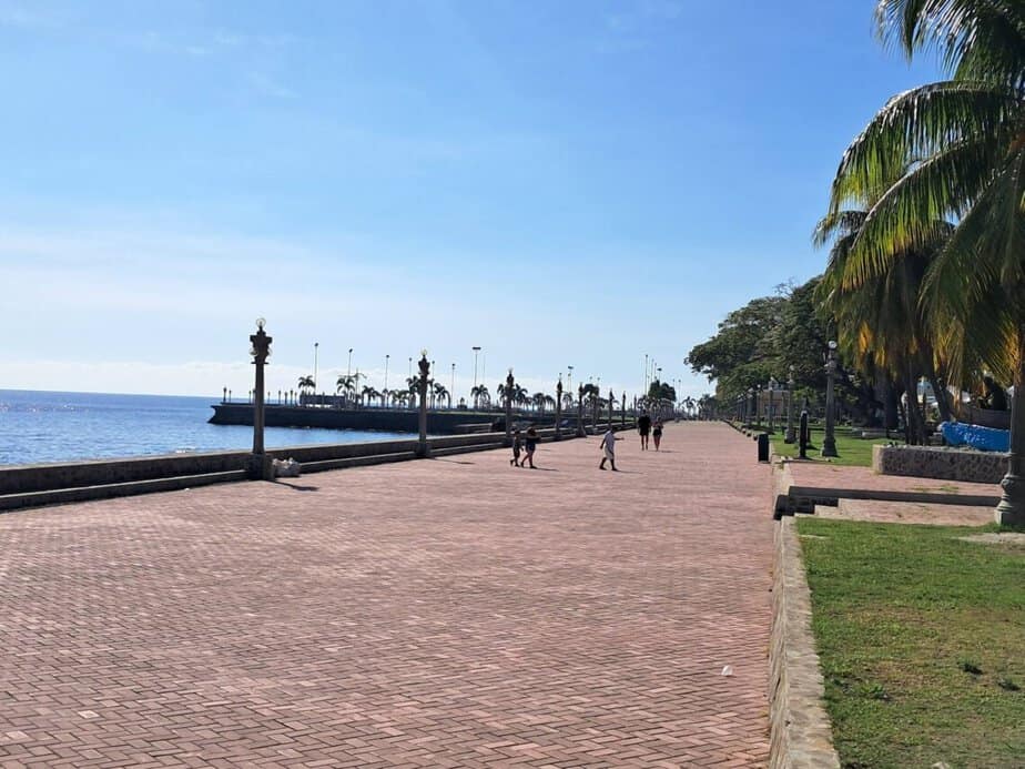 Rizal Boulevard Dumaguete